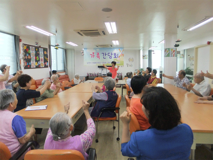 【데이케어】상반기 가족간담회 및 13차 요리교실 실시 이미지